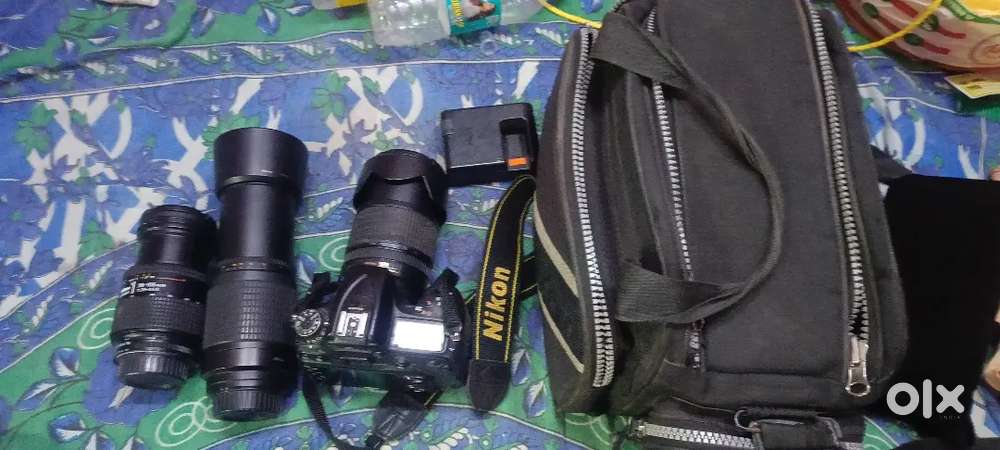 Nimon7200xamara and 3 lans nikon beg Nikon charger