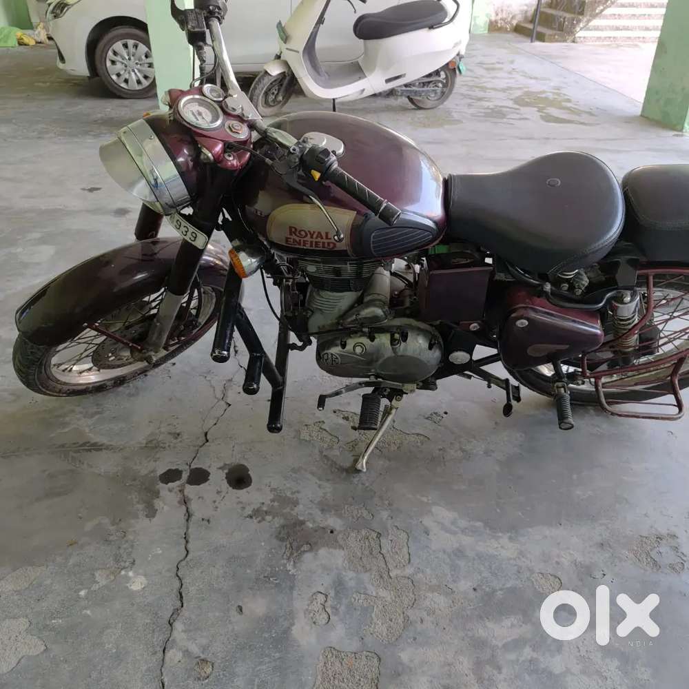 Bulet calaccic gud condition koi kami nahi hei