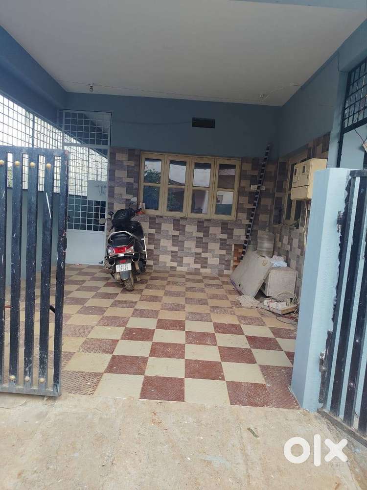 2BHK builder floor for LEASE in  Hennur Road US769