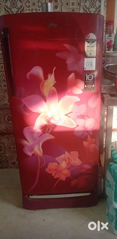 Gogrej fridge 180 ltr with warranty