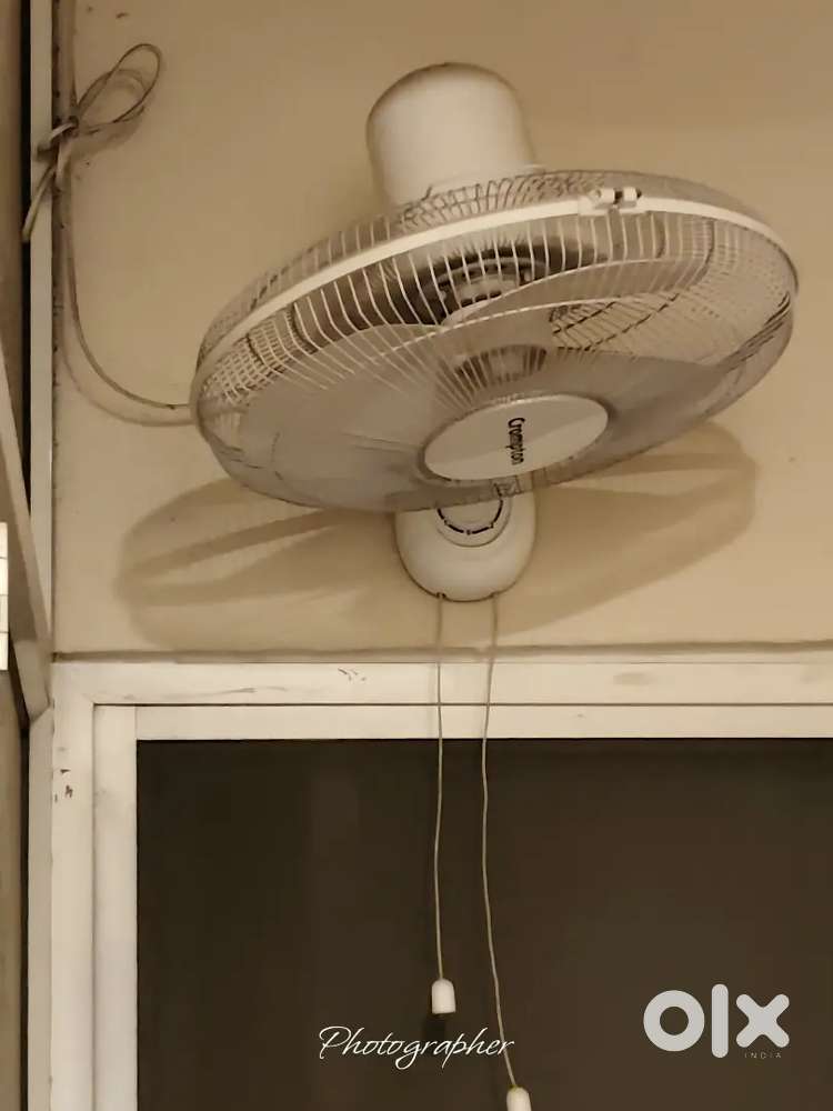 Exhaust Fan by Crompton 2 Years Old Working