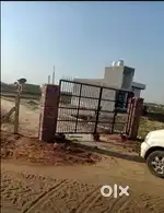 Fly over ke pass plot mart 8500 par gaj all facilities