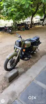 Royal enfield classic 350 sand