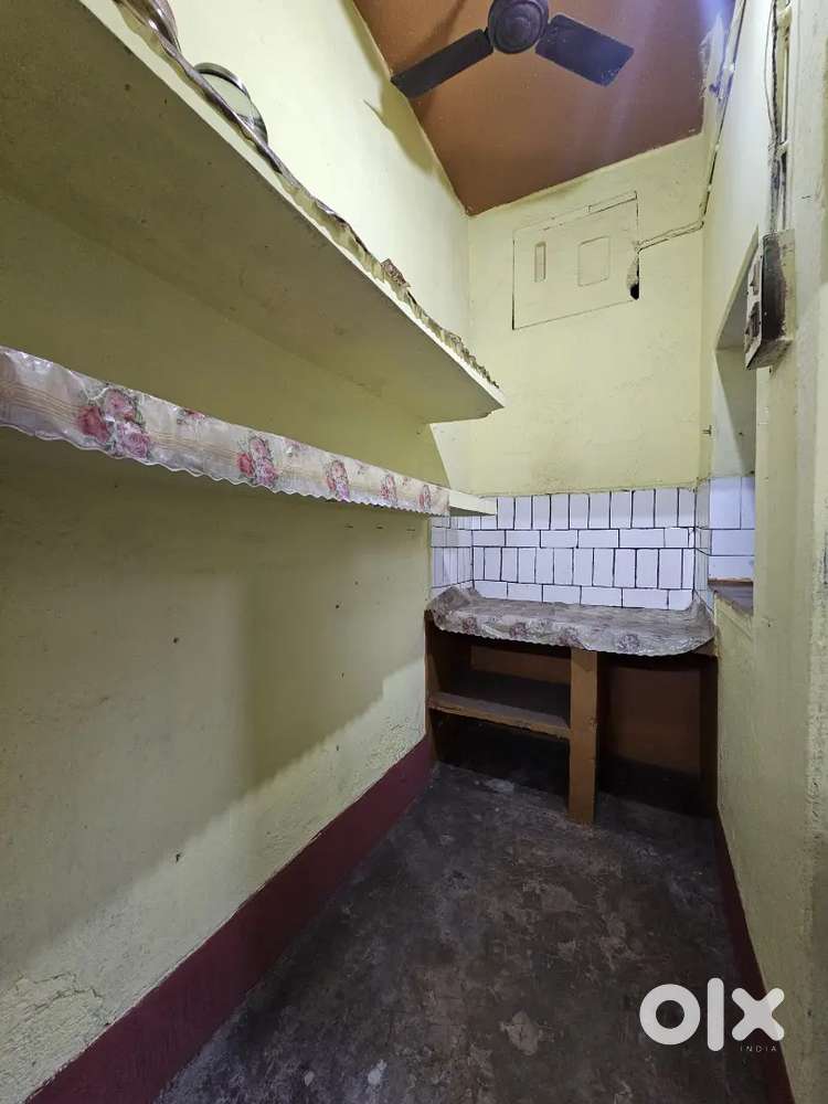 One room and one kitchen with common bathroom only for Batchelor