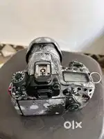 Canon 80d 3 year old 2 bettery orignel 1 charger orignel