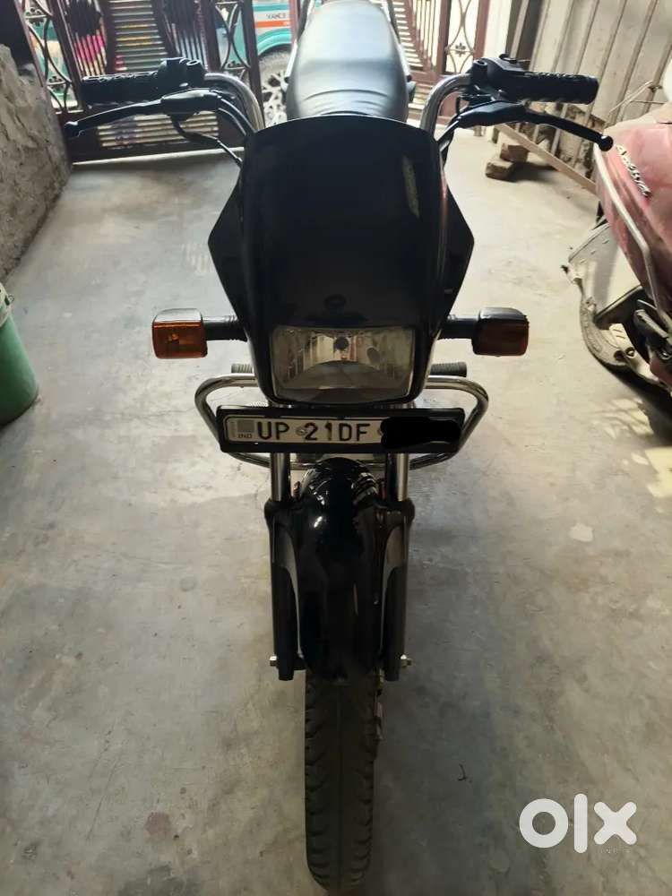 13 Months old Splendor+ All Black