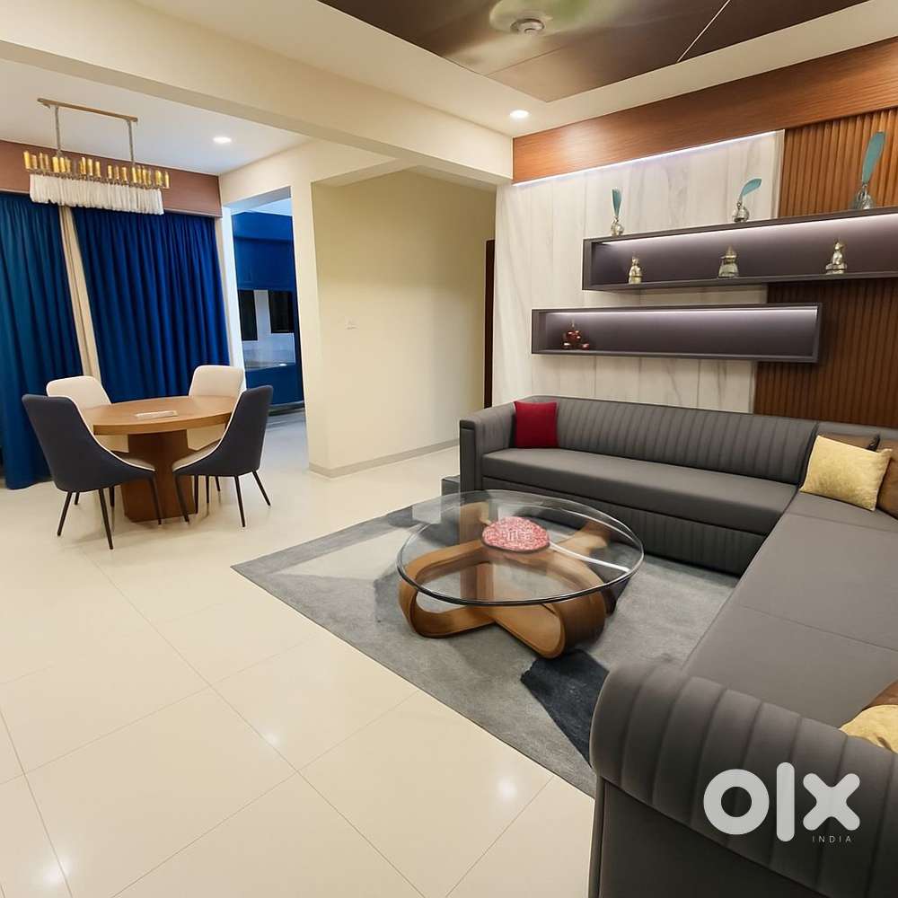 3 bhk luxury flt for rent in posh colony