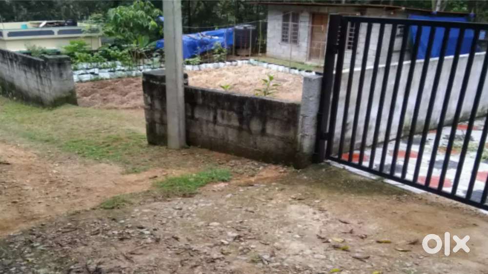 5 Cent Square House Plot For Sale Andoorkonam Hospital Juntion