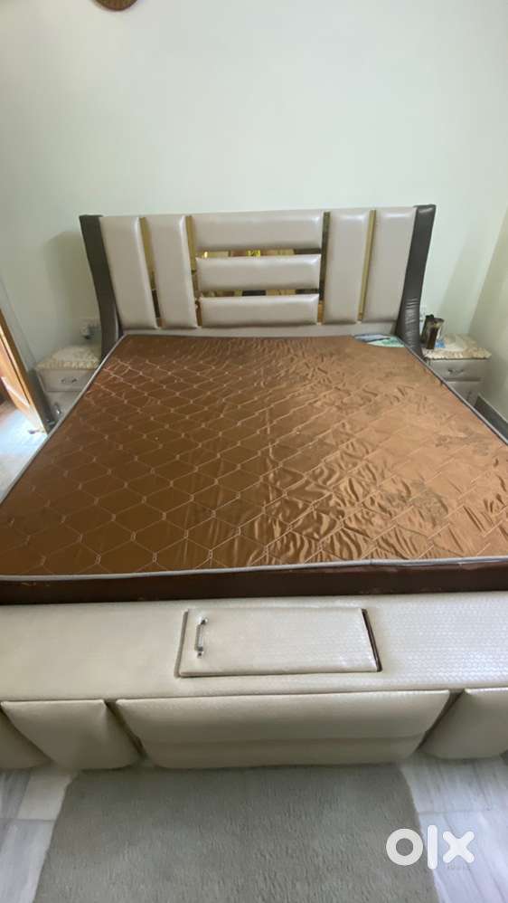 King size mattress