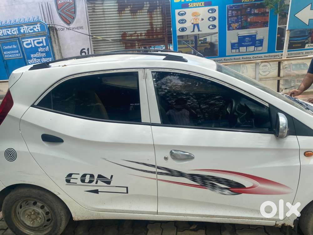 Hyundai EON 2017 Petrol Well Maintained