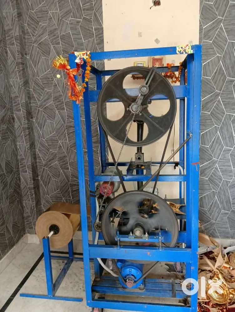 Crank machine (heavy) for paper plate and dona making