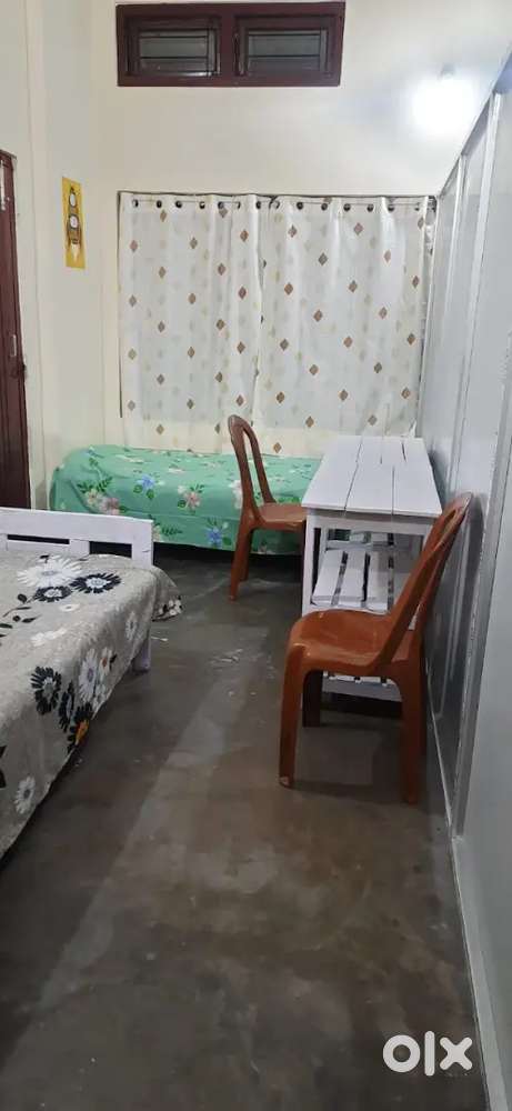 Male cook for Boys hostel aged about 30 plus.