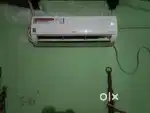 Split AC 5 star  2 years old  brand New condition