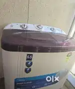 Very slightly used 5 star washing machine used only for 2 months
