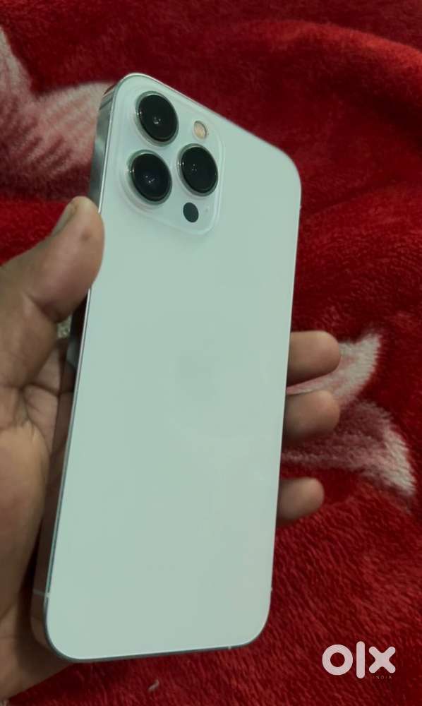 13 pro max 256 white