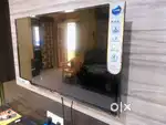 Lloyd 39 Full HD LED TV