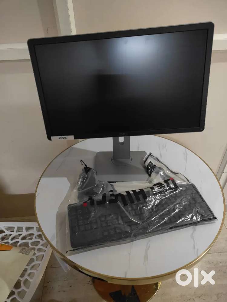 Monitor 22 keyboard and mouse