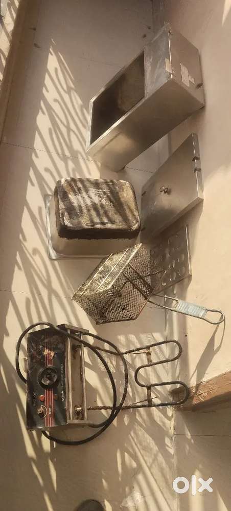 Momos utensils  momos crockery electric steamer big and heavy material
