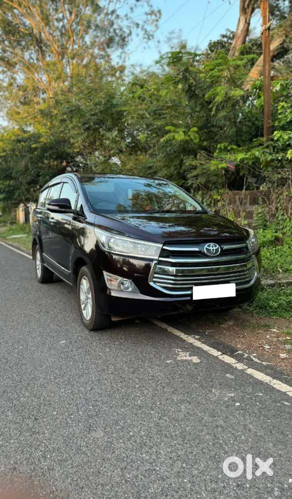 Toyota Innova Crysta 2017