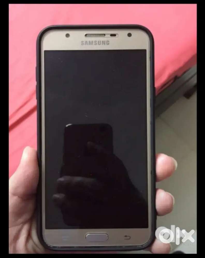Rarely used Samsung J7 NXT (32GB). Sell