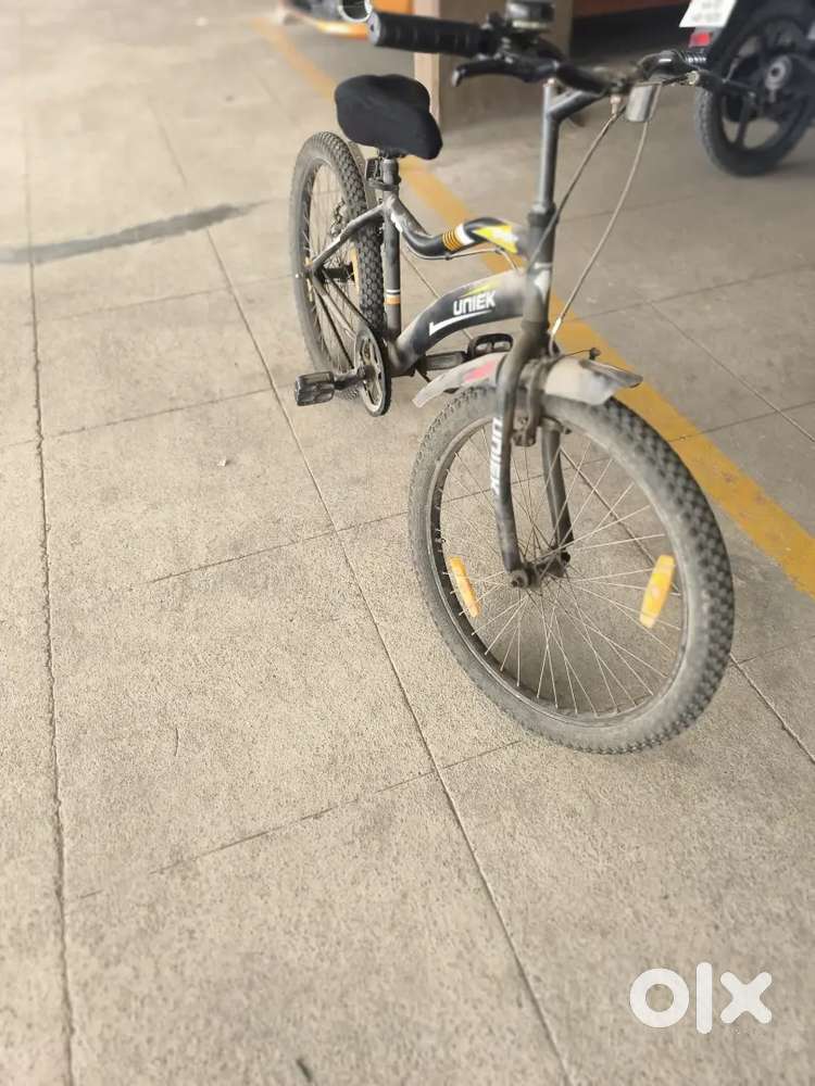 Kids bicycle available on sale