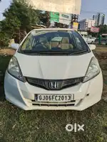 Honda Jazz S MT i-VTEC, 2012, CNG & Hybrids