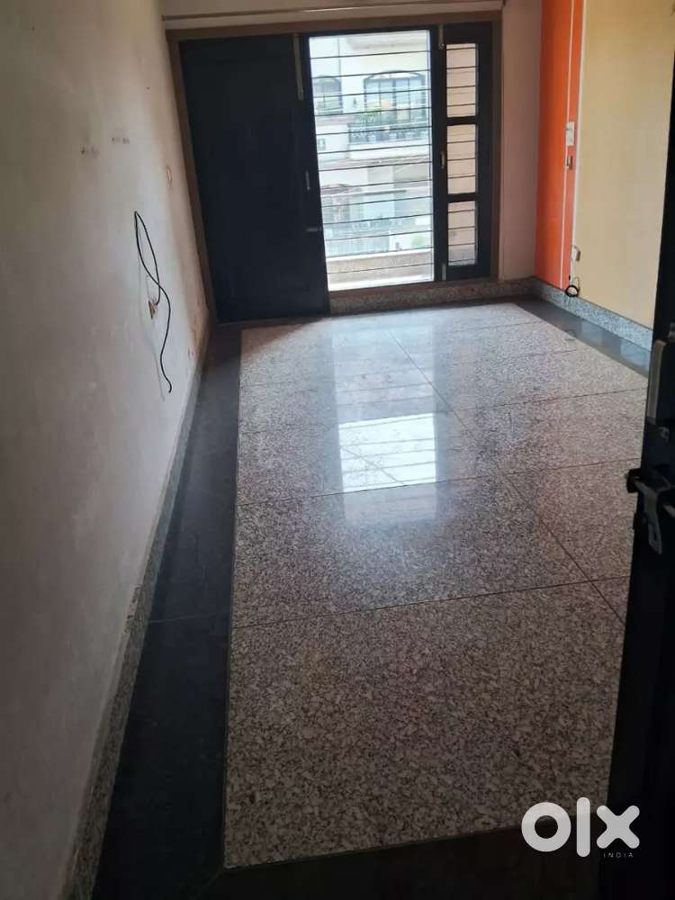 Newly luxcious mini 2bhk house for rent in sec 7 with complete woode