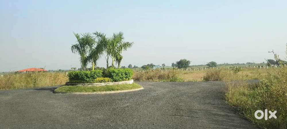 RL plot's 80 ft road