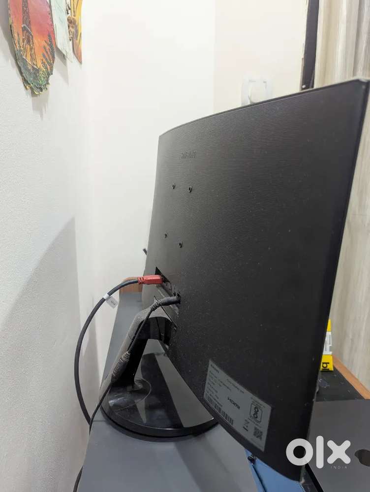 Samsung Curved Monitor FHD 24