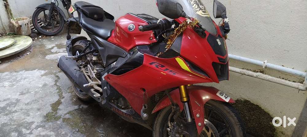 Want to Sell my R15 v4 Red Colour