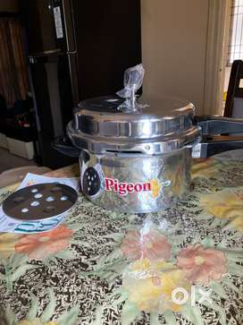 Pigeon make 7.5 lyr capacity aluminum pressure cooker