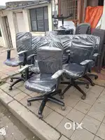 Branded Refurbished office chair.. very good condition..