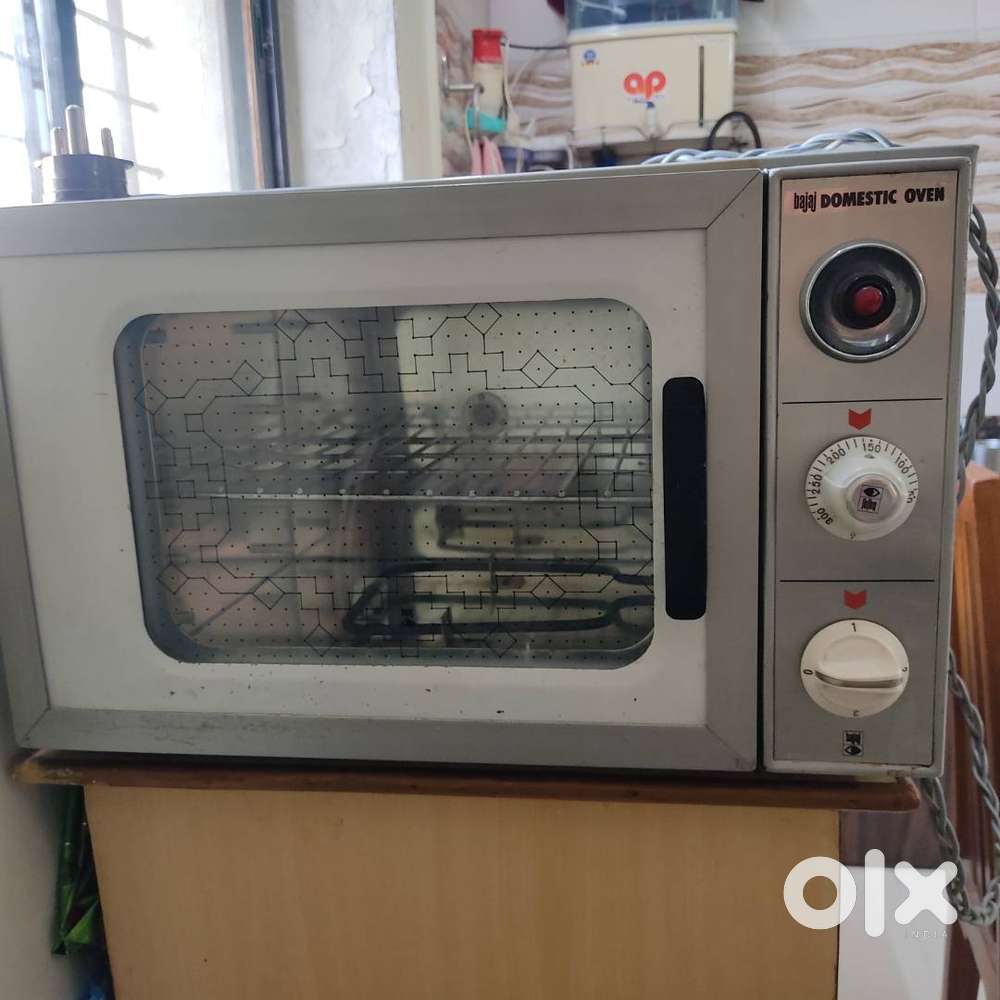 Bajaj domestic oven