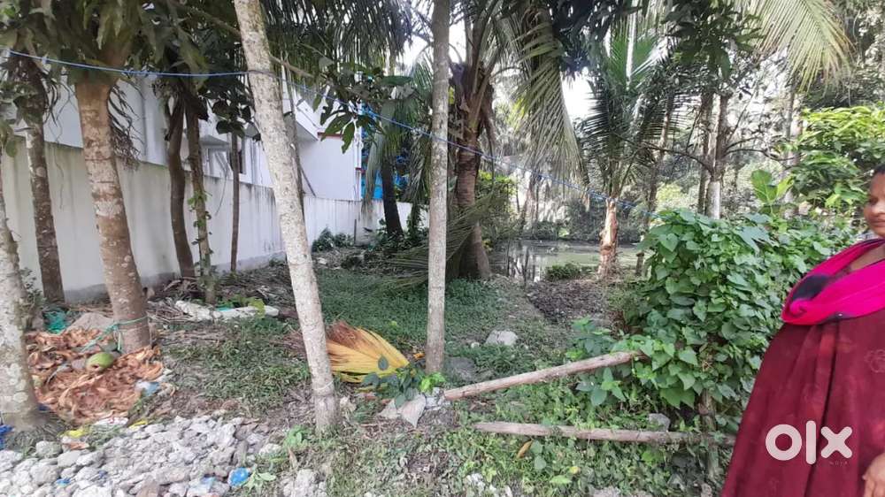 2 decimal land for sell