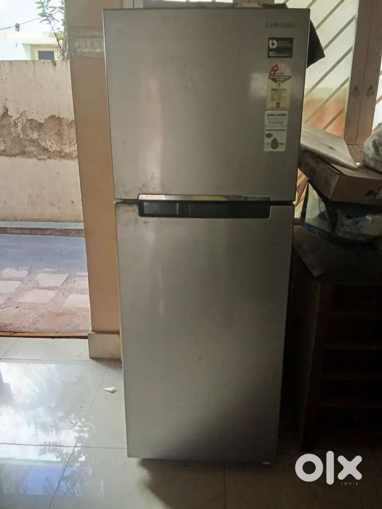 2024 fridge We Are Using Only Few Months...good Condition