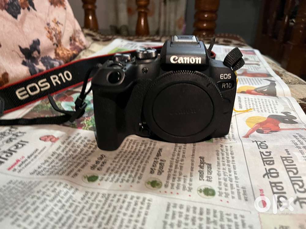Like new Canon R10 body only