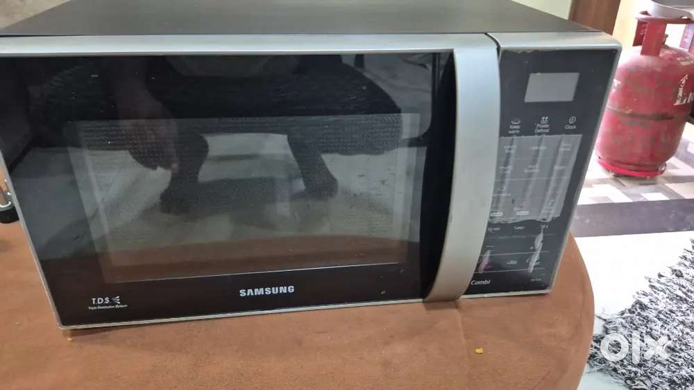 Microwave oven