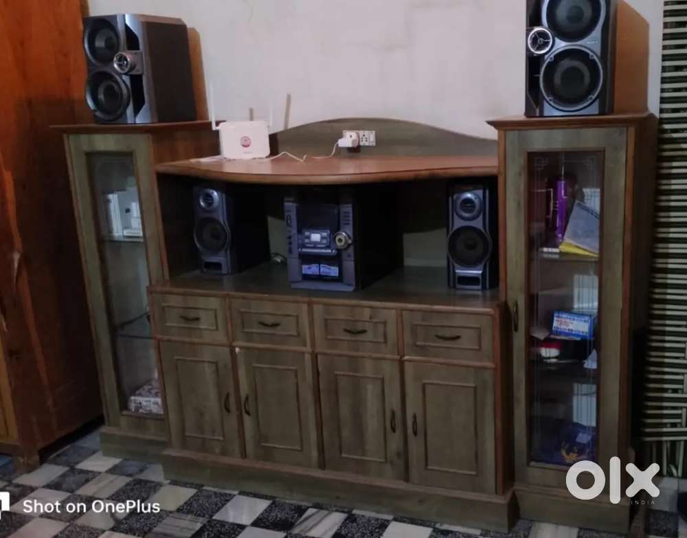 Old TV unit for sale