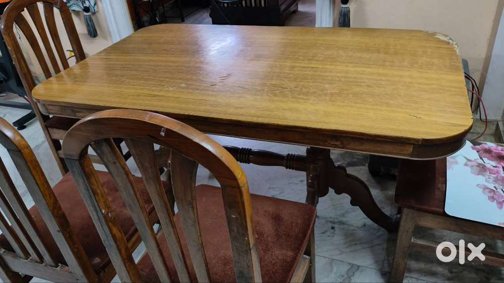 Teakwood Dining table with 5 chairs