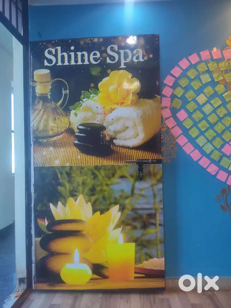 Requirements for female massage therapists