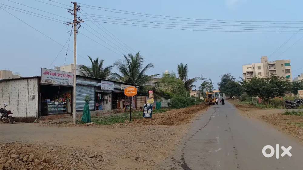 Commercial corner plot with ready Shop at Kagal Jaysingrao Park