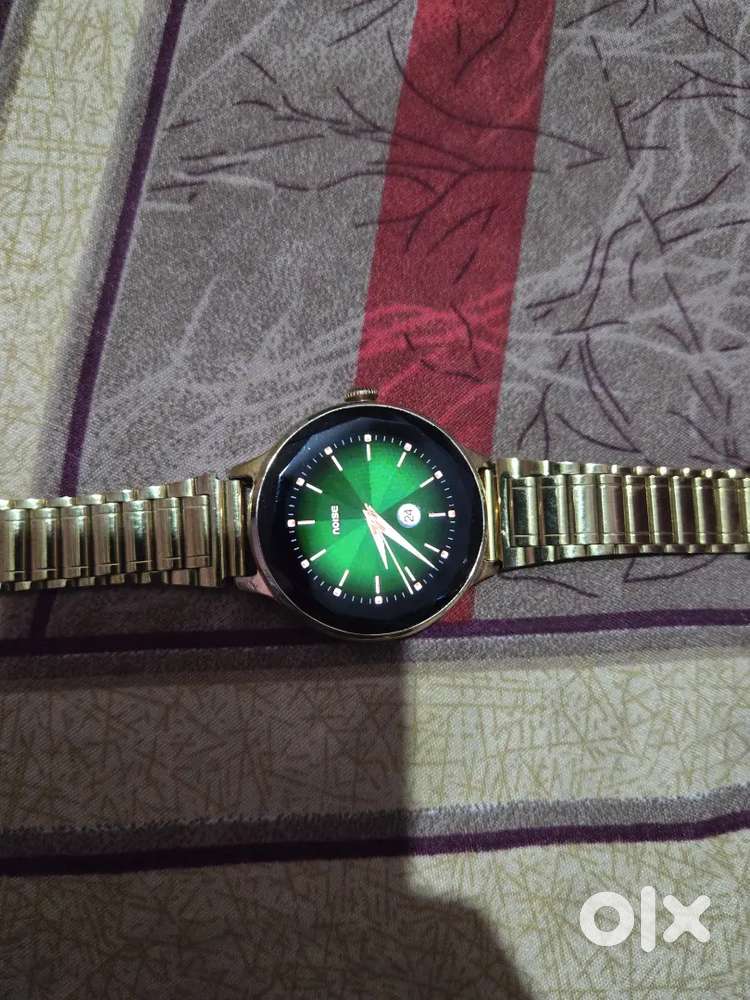 Noise diva smartwatch