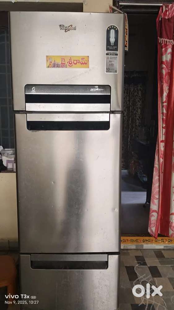 Whirlpool fridge