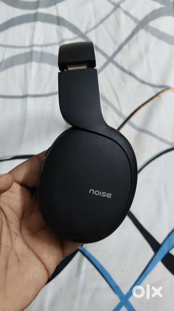 Noise two headphones