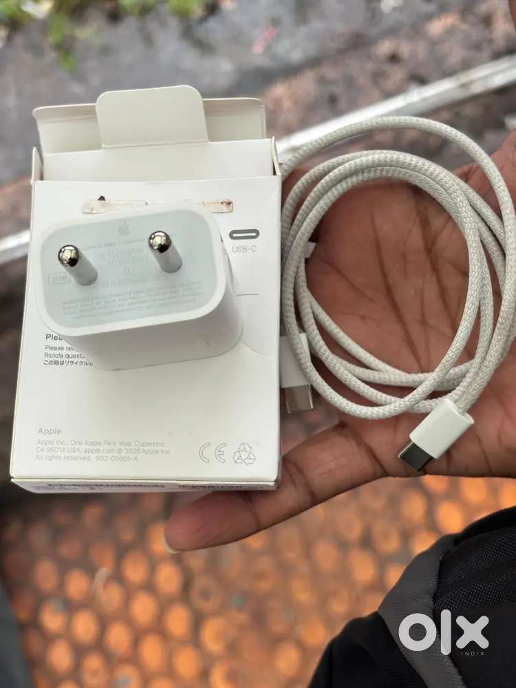 Apple adapter 20w original adapter and cable