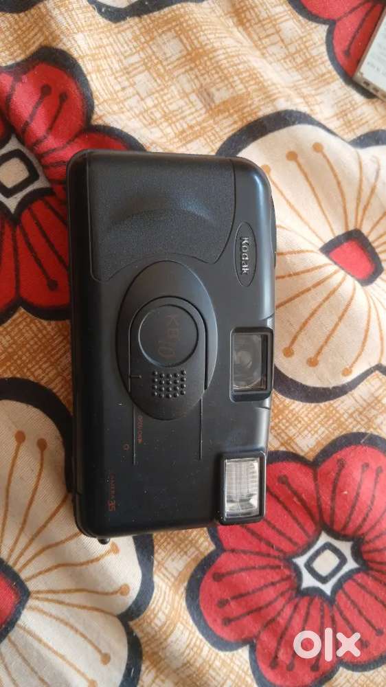 Camera in new condition without roll everything works properly
