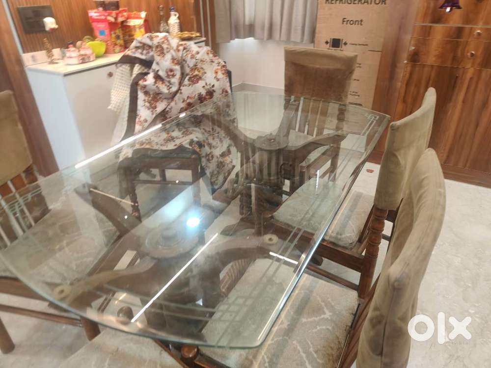 Dinning table and Center table for sale