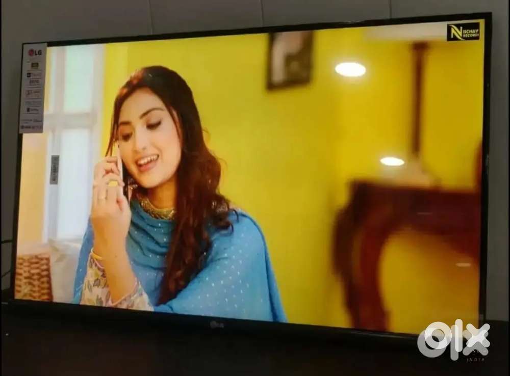 Offer New Led tv 50inch 55 40 42 43in 32 24 Android All Size available