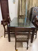 6 seater Wooden Dining table