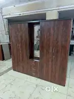 Leafy structure 5 door wardrobe for 10999/